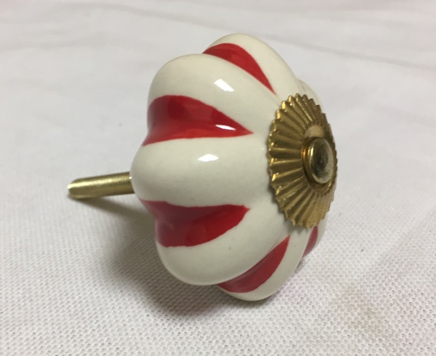 BOUTON DE PORTE EN PORCELAINE - La Maison De Judith