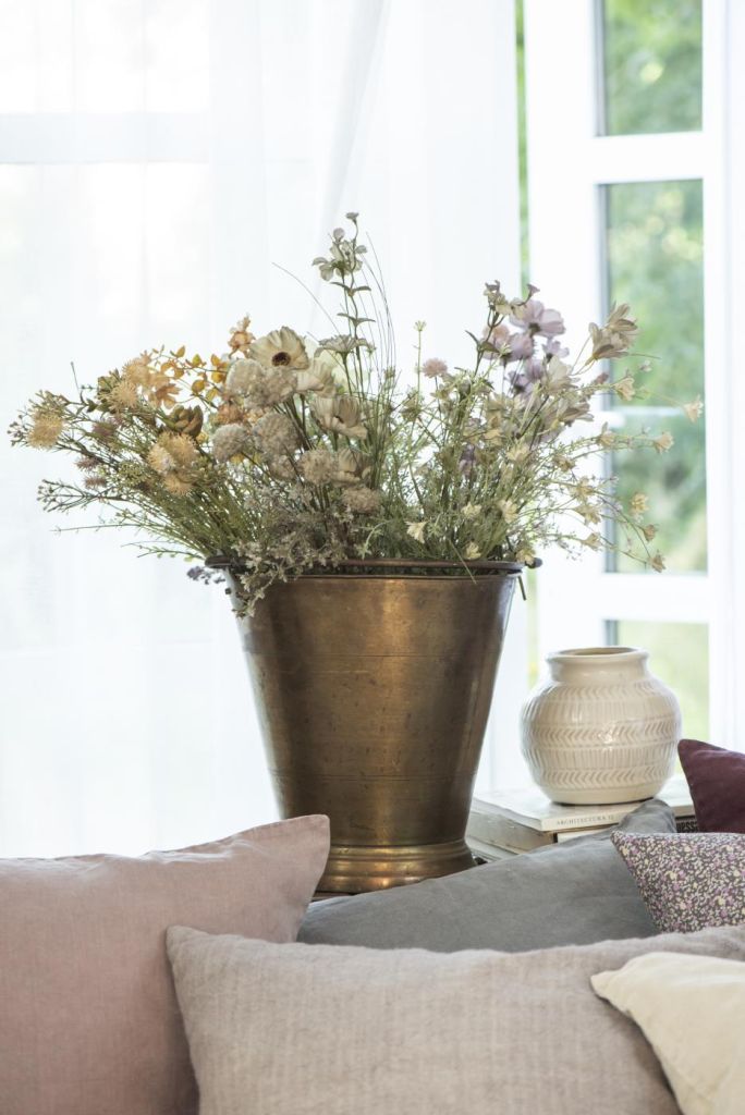 BRANCHE DE FLEURS TON BLANC  10 X 50 CM - Photo N°2