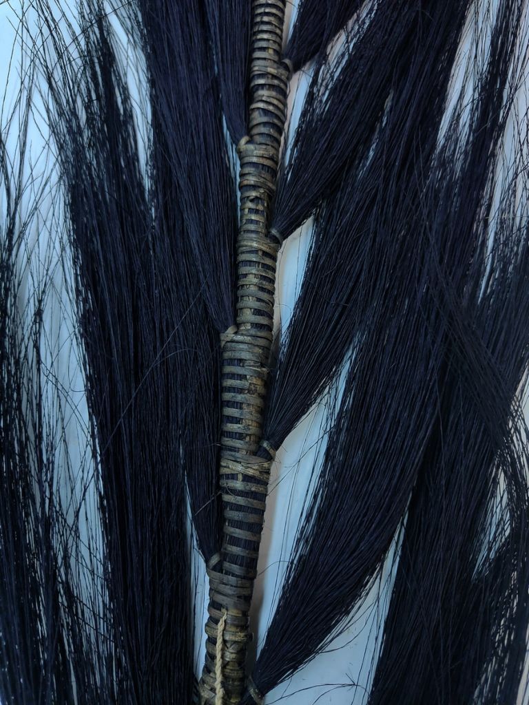 PLUME DECORATIVE SUR TIGE DE BAMBOU FLEUR DE RAYUNG NOIR  15 X 100 X 9 CM - Photo N°3