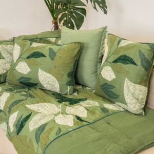 COUSSIN FOLIO IMPRIME BRODE 40 X 60 VERT OLIVE